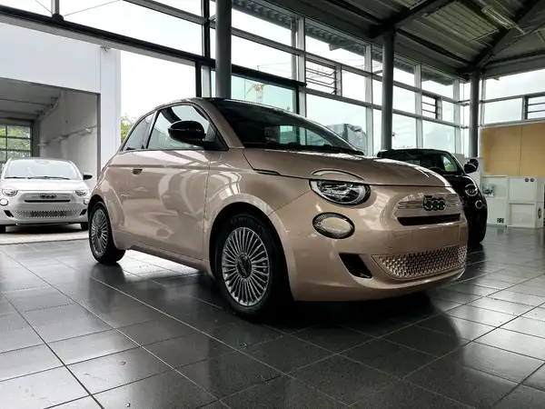 FIAT 500C (5/18)