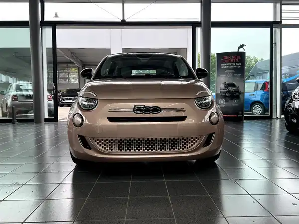 FIAT 500C (6/18)