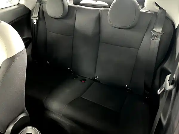 FIAT 500C (8/18)