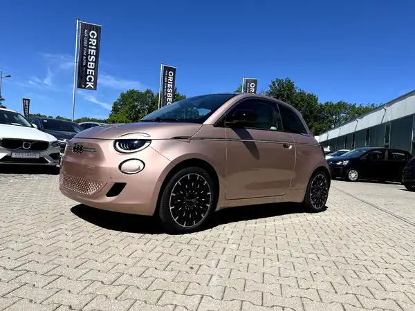 FIAT 500E (1/21)