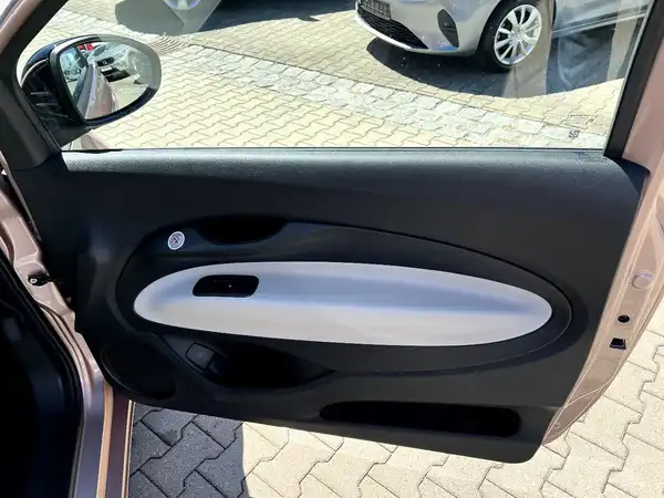 FIAT 500E (14/21)