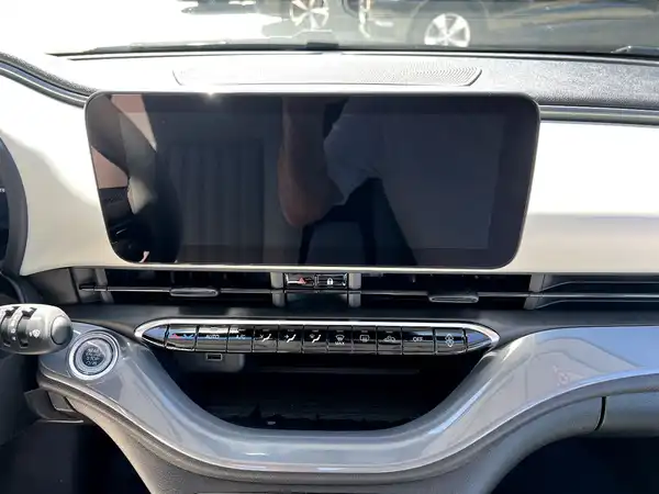 FIAT 500E (19/21)