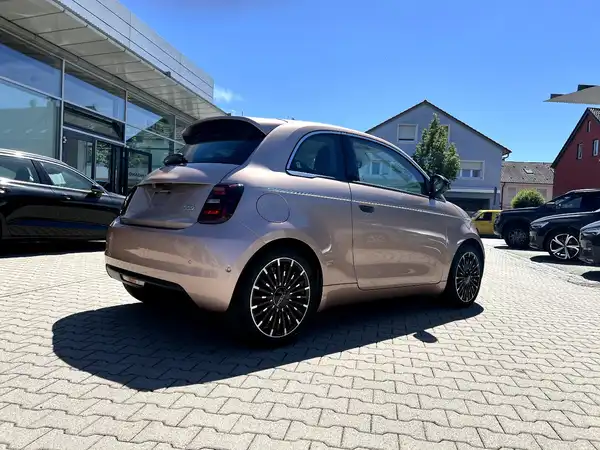 FIAT 500E (4/21)