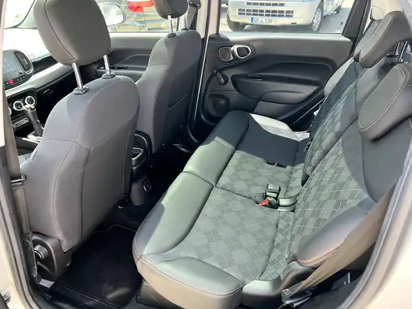 FIAT 500L (13/27)