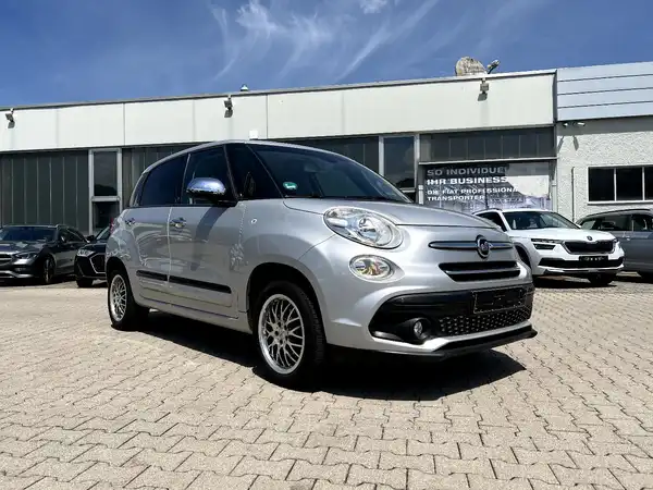FIAT 500L (5/27)
