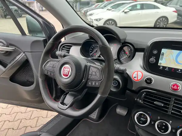 FIAT 500X (28/29)