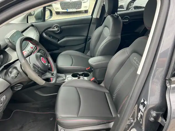 FIAT 500X (8/29)