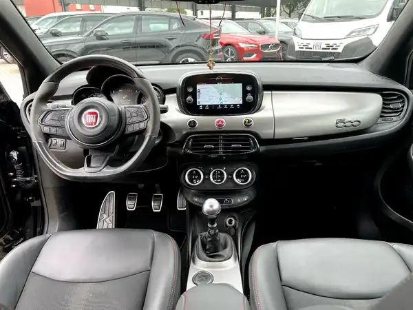 FIAT 500X (18/28)