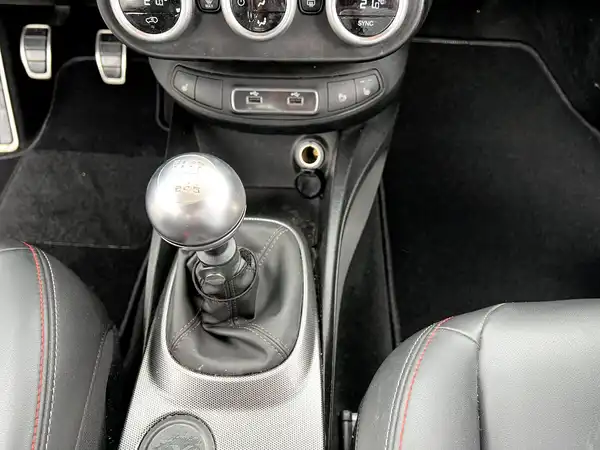 FIAT 500X (24/28)