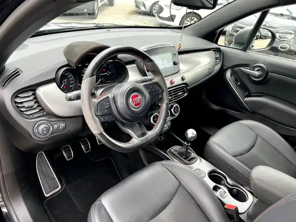 FIAT 500X (9/28)