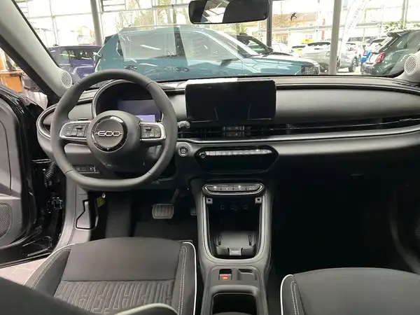 FIAT 600 (16/24)