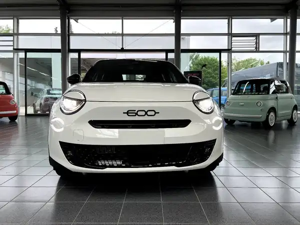 FIAT 600 (6/26)