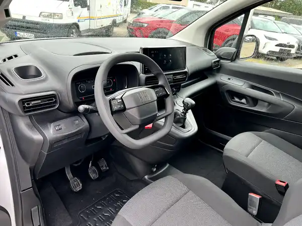 FIAT DOBLO (16/25)