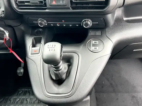 FIAT DOBLO (22/25)