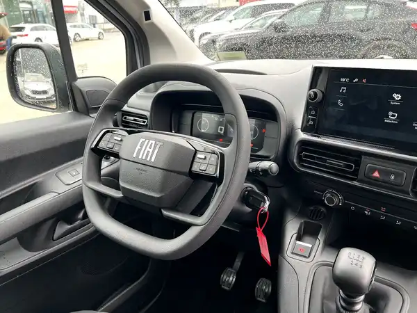 FIAT DOBLO (24/25)