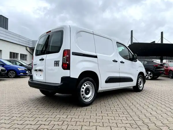 FIAT DOBLO (4/25)