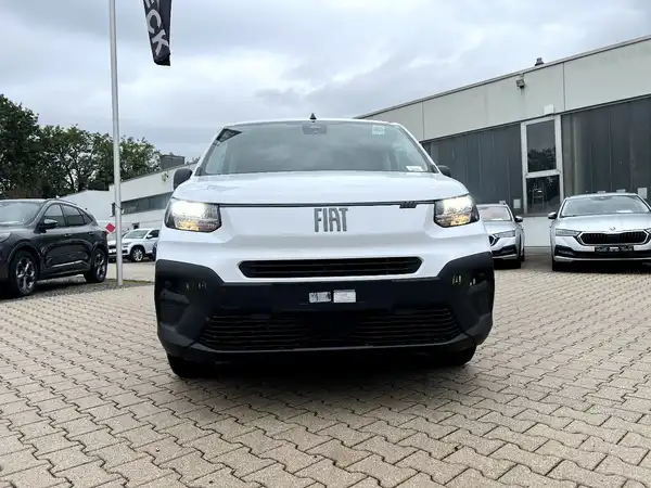 FIAT DOBLO (6/25)