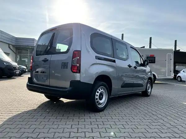 FIAT DOBLO (4/27)
