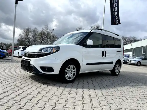 FIAT DOBLO (1/27)