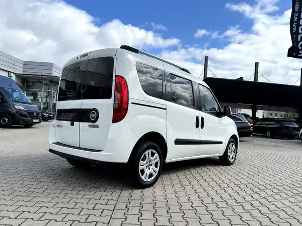 FIAT DOBLO (4/27)