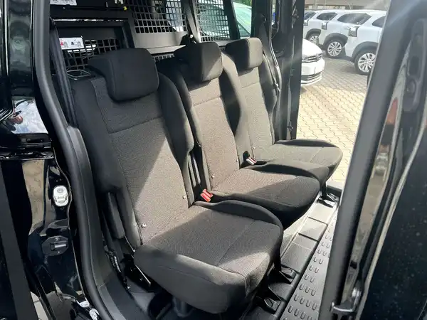 FIAT DOBLO (17/27)