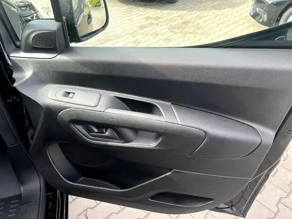 FIAT DOBLO (21/27)