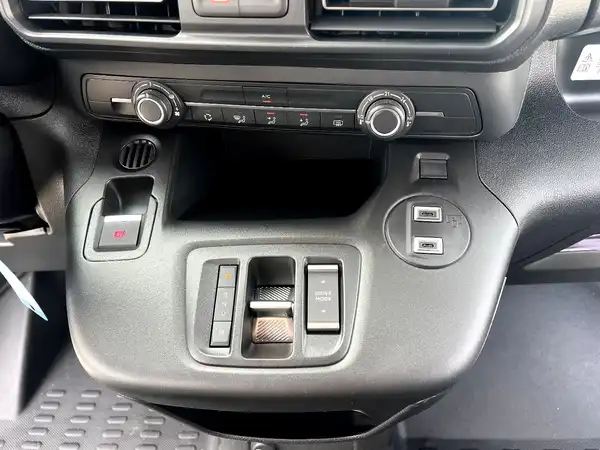FIAT DOBLO (24/27)