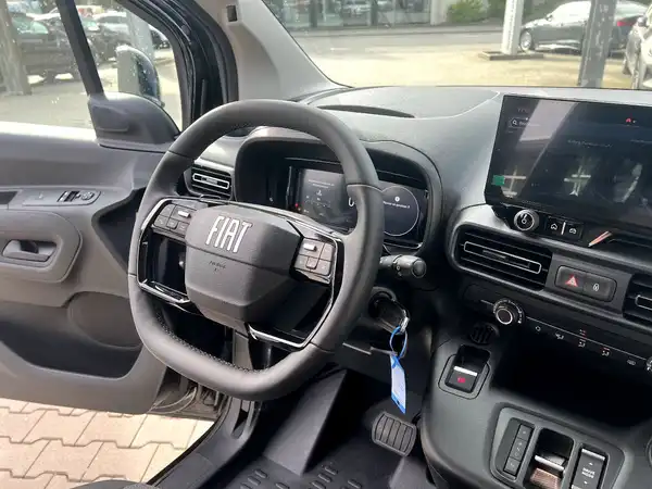 FIAT DOBLO (26/27)