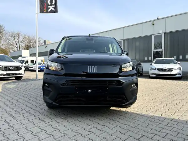 FIAT DOBLO (6/26)