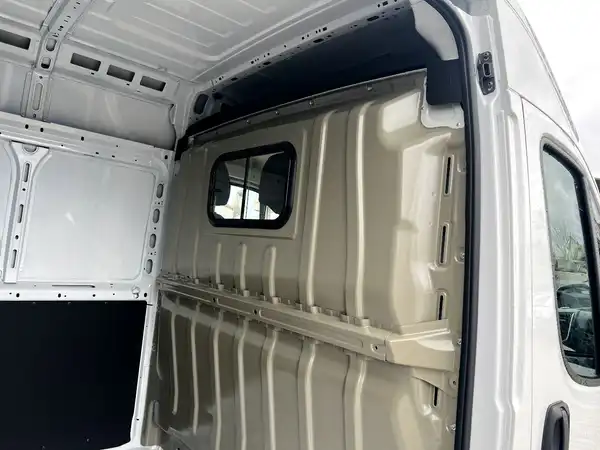 FIAT DUCATO (15/27)