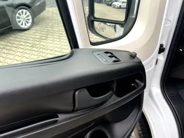 FIAT DUCATO (19/27)