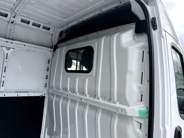 FIAT DUCATO (15/27)