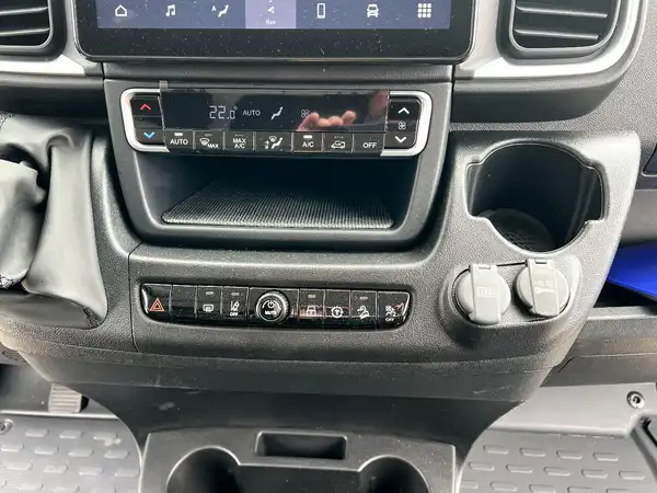 FIAT DUCATO (24/27)