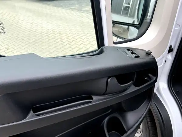 FIAT DUCATO (18/26)