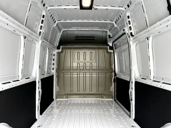 FIAT DUCATO (8/26)