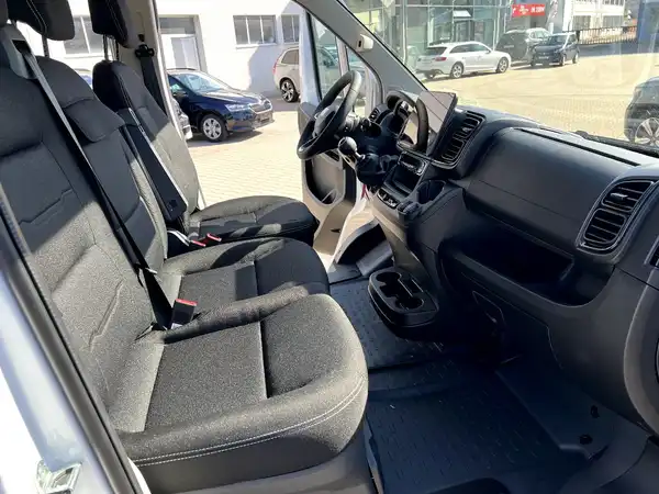 FIAT DUCATO (23/28)