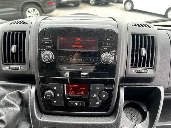 FIAT DUCATO (22/24)