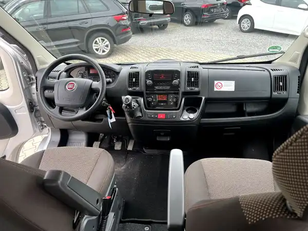 FIAT DUCATO (17/24)