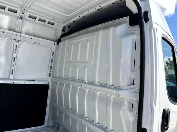 FIAT DUCATO (15/24)