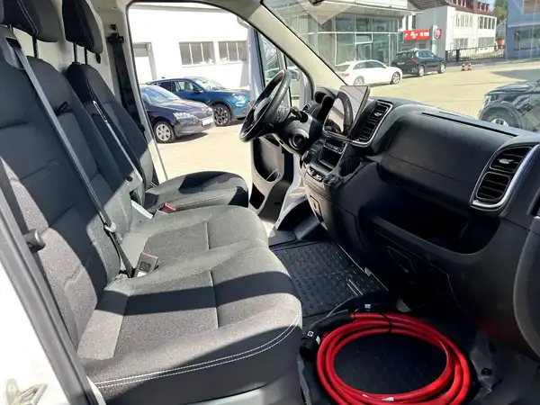 FIAT DUCATO (19/24)