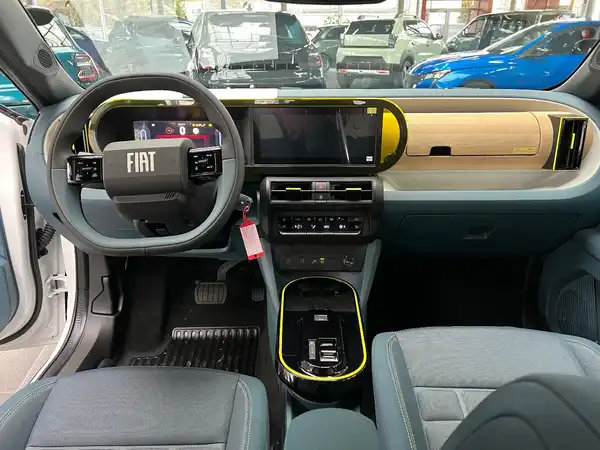 FIAT GRANDE (17/26)