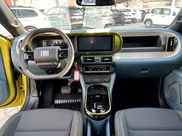 FIAT GRANDE (18/27)
