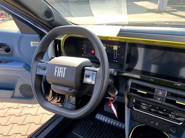 FIAT GRANDE (26/27)