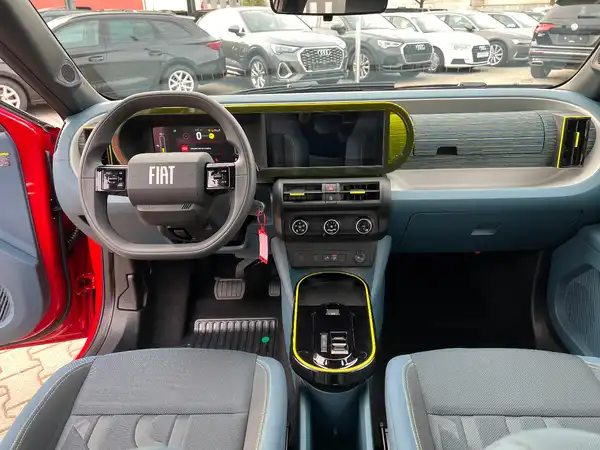 FIAT GRANDE (17/26)
