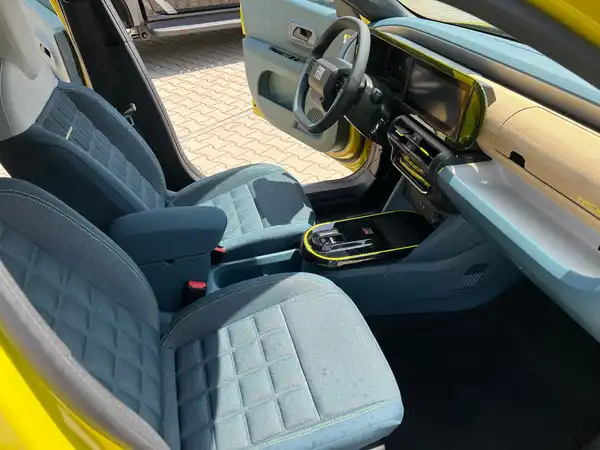 FIAT GRANDE (20/26)