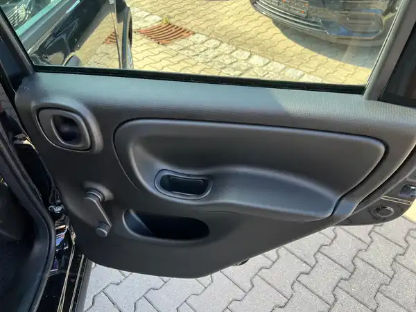 FIAT PANDA (14/25)