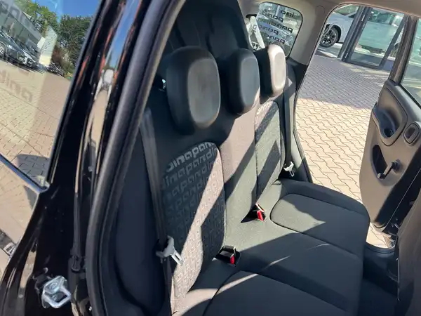 FIAT PANDA (16/25)