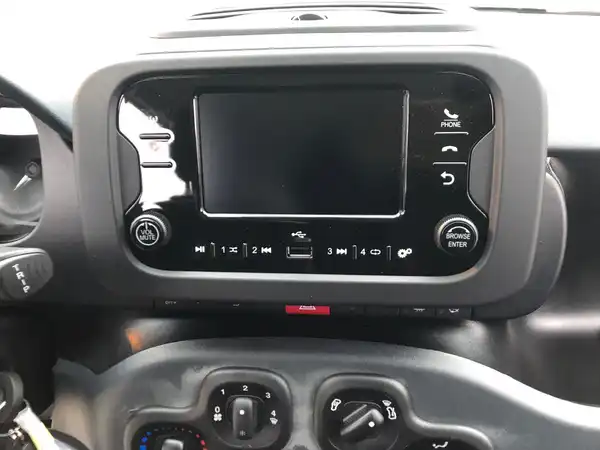 FIAT PANDA (14/15)
