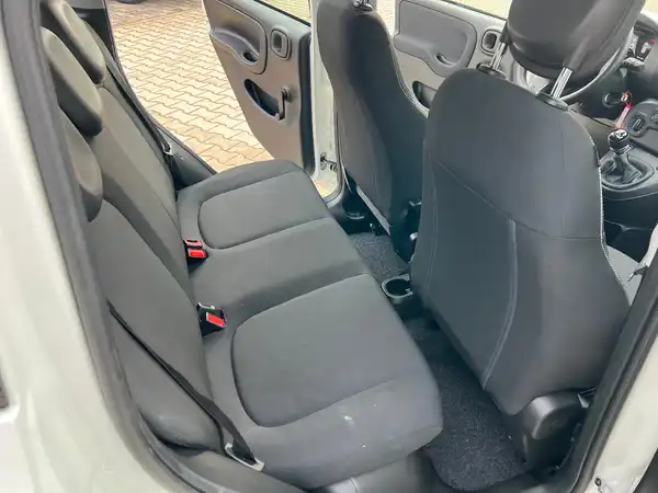 FIAT PANDA (15/25)