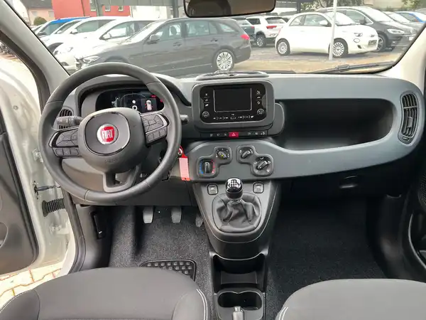 FIAT PANDA (17/25)